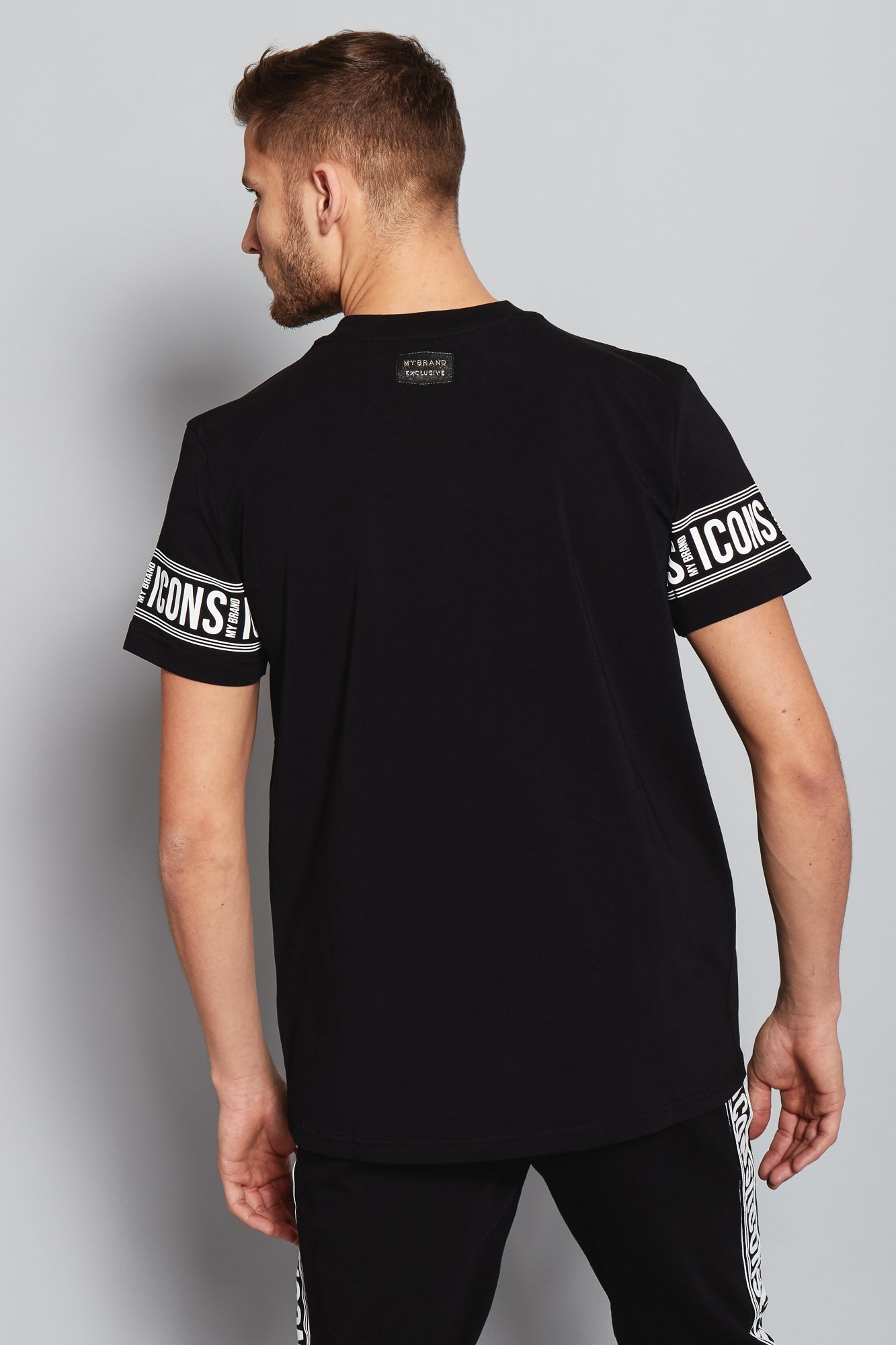 ICONS SLEEVE T-SHIRT | BLACK