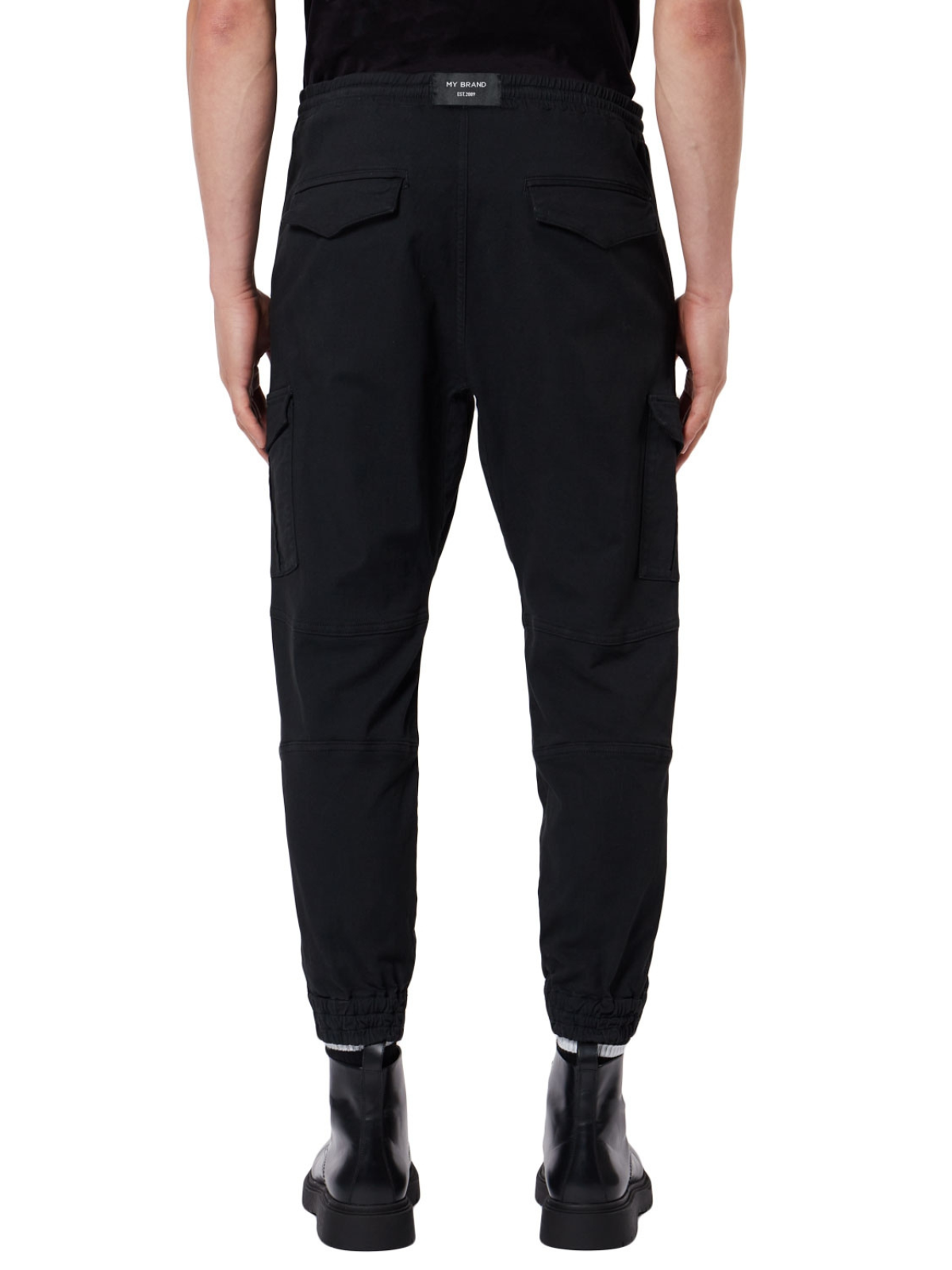 COMBALA CUFFED CARGO POCKET | BLACK