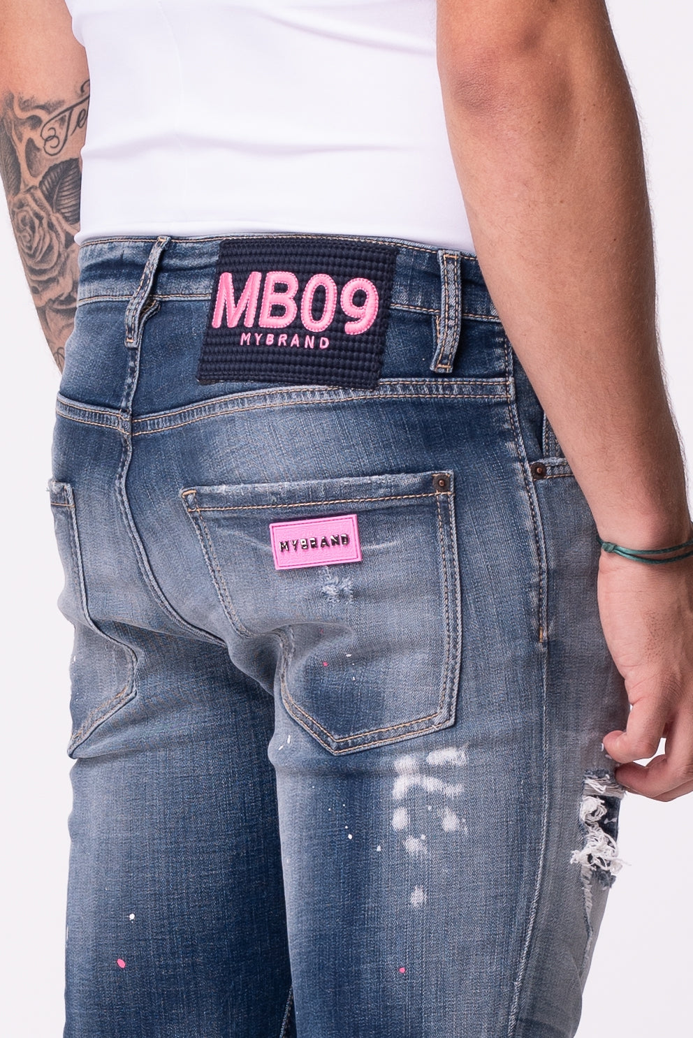 EMBROIDED PINK MB09 | DENIM