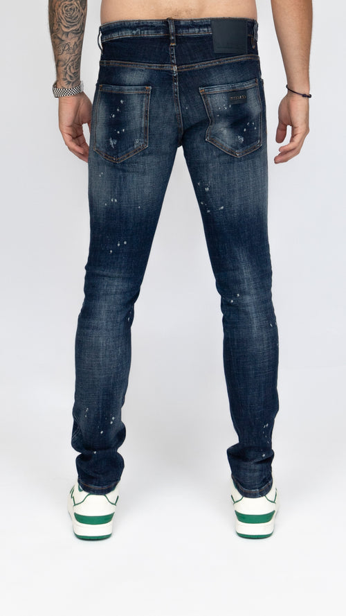 Vintage Indigo Torn Jeans | DENIM