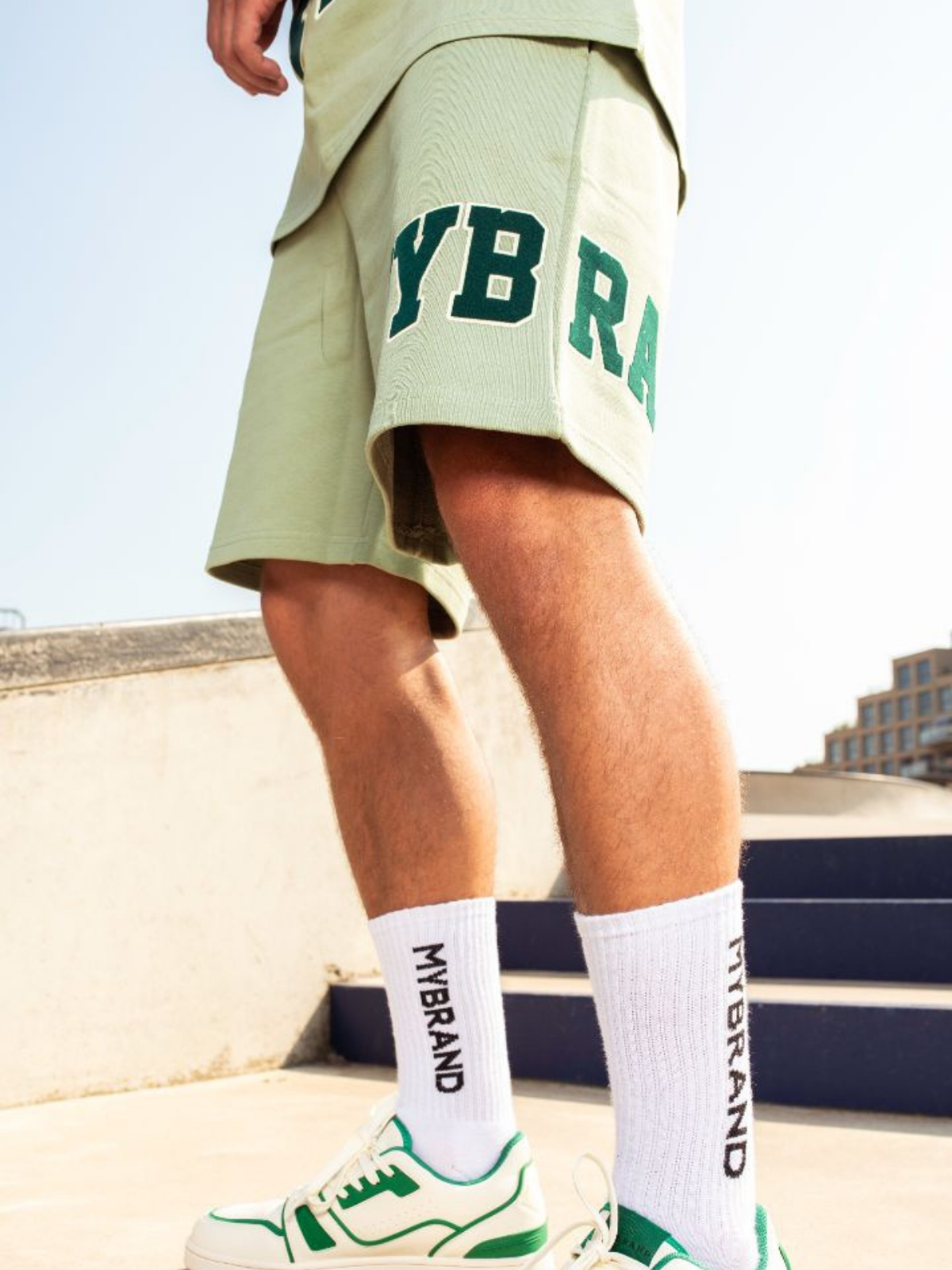 MYBRAND Bold Emblem short | LIGHT GREEN